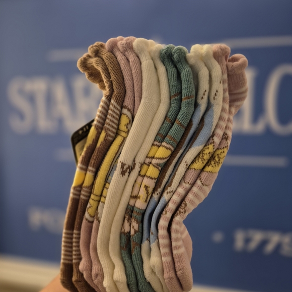 Gilmore Girls Woman Socks 6pk - Picture 3 of 4